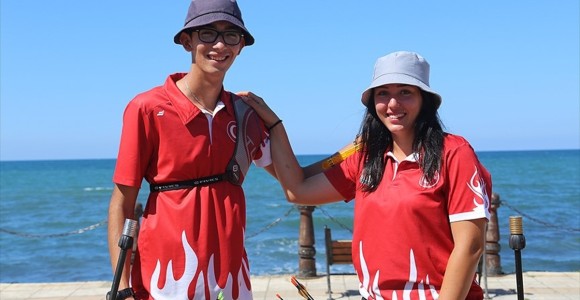 Erdoğan'dan Mete Gazoz Ve Yasemin Ecem Anagöz'e Tebrik