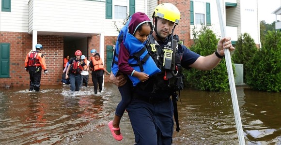 'Florence Kasırgası 10 Milyon Kişiyi Etkileyebilir'