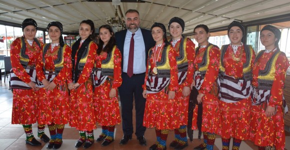 Görele Belediyesi Halk Oyunları Ekibi İl Birincisi Oldu