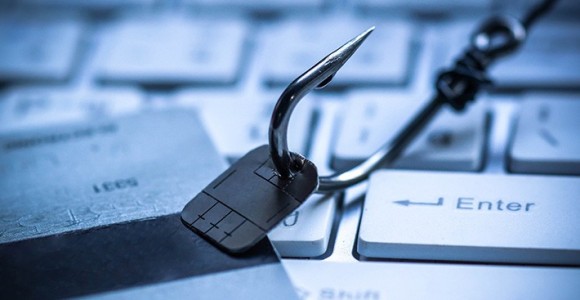 İndirimlerle Birlikte Kimlik Avı Saldırıları Artıyor