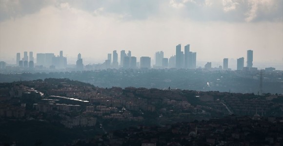 İstanbul'da Depremin Ardından Riskli Binalar Tespit Edildi