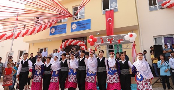 Mardinli İş Adamı Köyüne Okul Yaptırdı