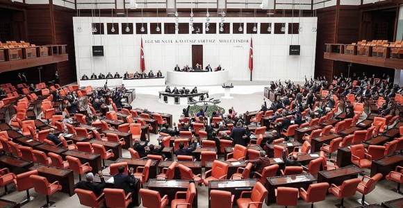 Meclis Yeni Vergi Düzenlemesi İçin Mesai Yapacak