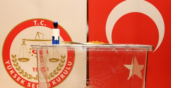 Oy Pusulalarını PTT Taşıyacak