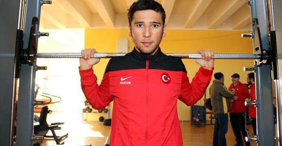 Türk Atletten Şampiyona Rekoru