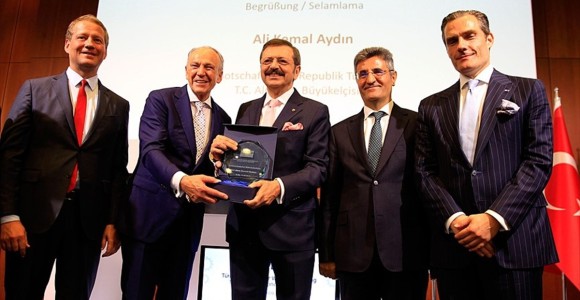 "Türkiye’ye Güvenmeye Devam Edin"