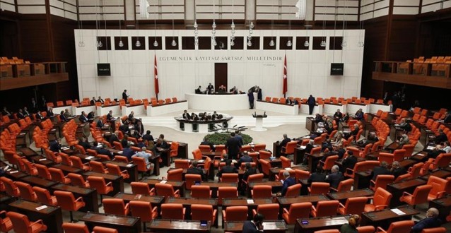 Dönemin İlk Dokunulmazlık Dosyaları Mecliste