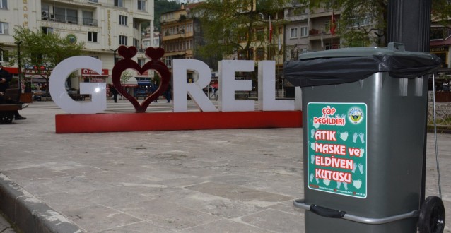 Görele Belediyesi Şehrin Belli Noktalarına ‘Atık, Maske ve Eldiven’ Kutuları Yerleştirdi