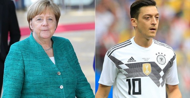 Merkel'den Mesut Özil Açıklaması
